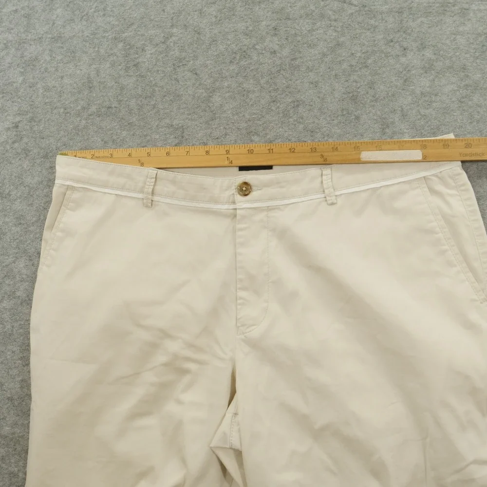 Hugo Boss Shorts Mens 38 Beige Flat Front Chinos Mid Rise Logo Casual